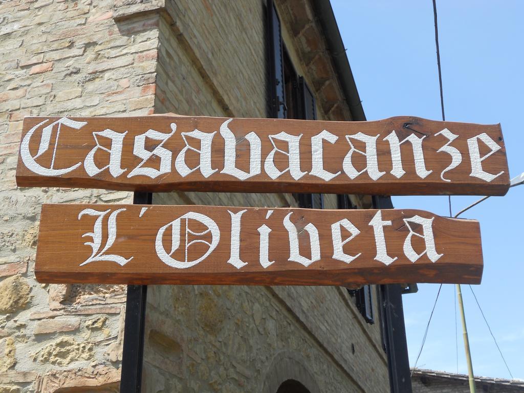 Casa Vacanze L'Oliveta Siena Exterior foto