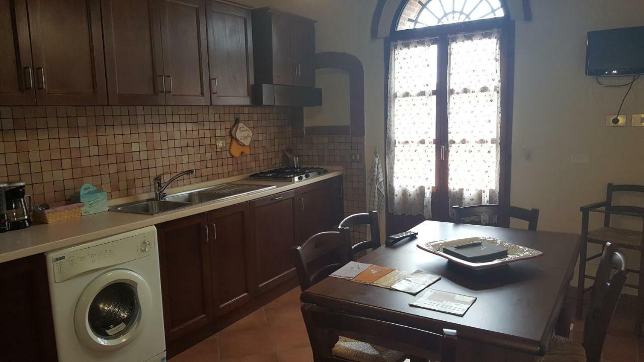 Casa Vacanze L'Oliveta Siena Exterior foto