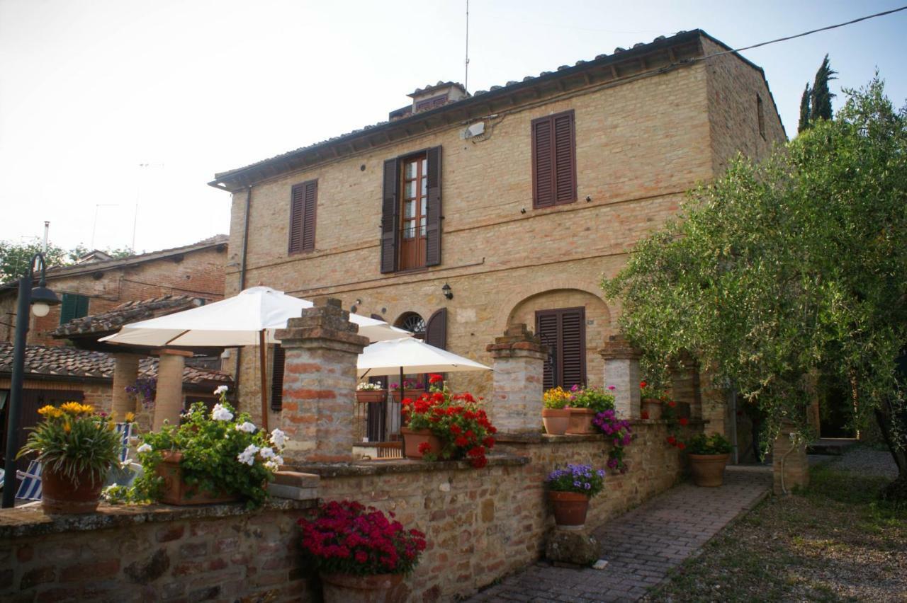 Casa Vacanze L'Oliveta Siena Exterior foto